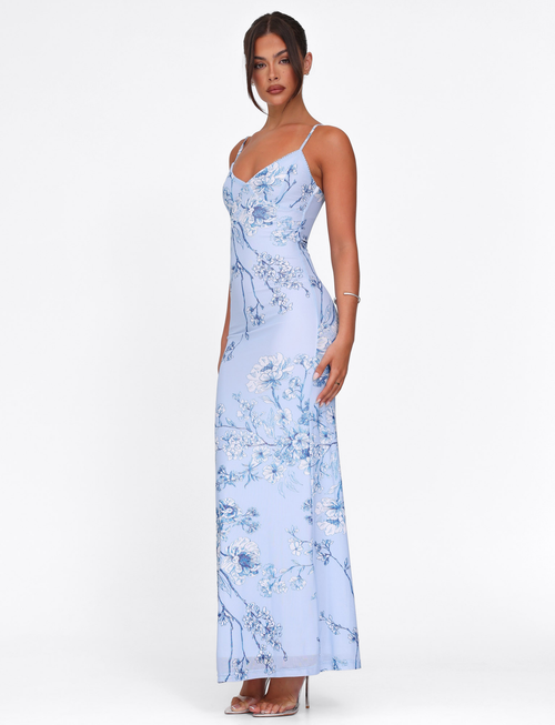 JULIANNA JURK - BLAUW : BLOEMEN : KERAMIEK BLOEMEN